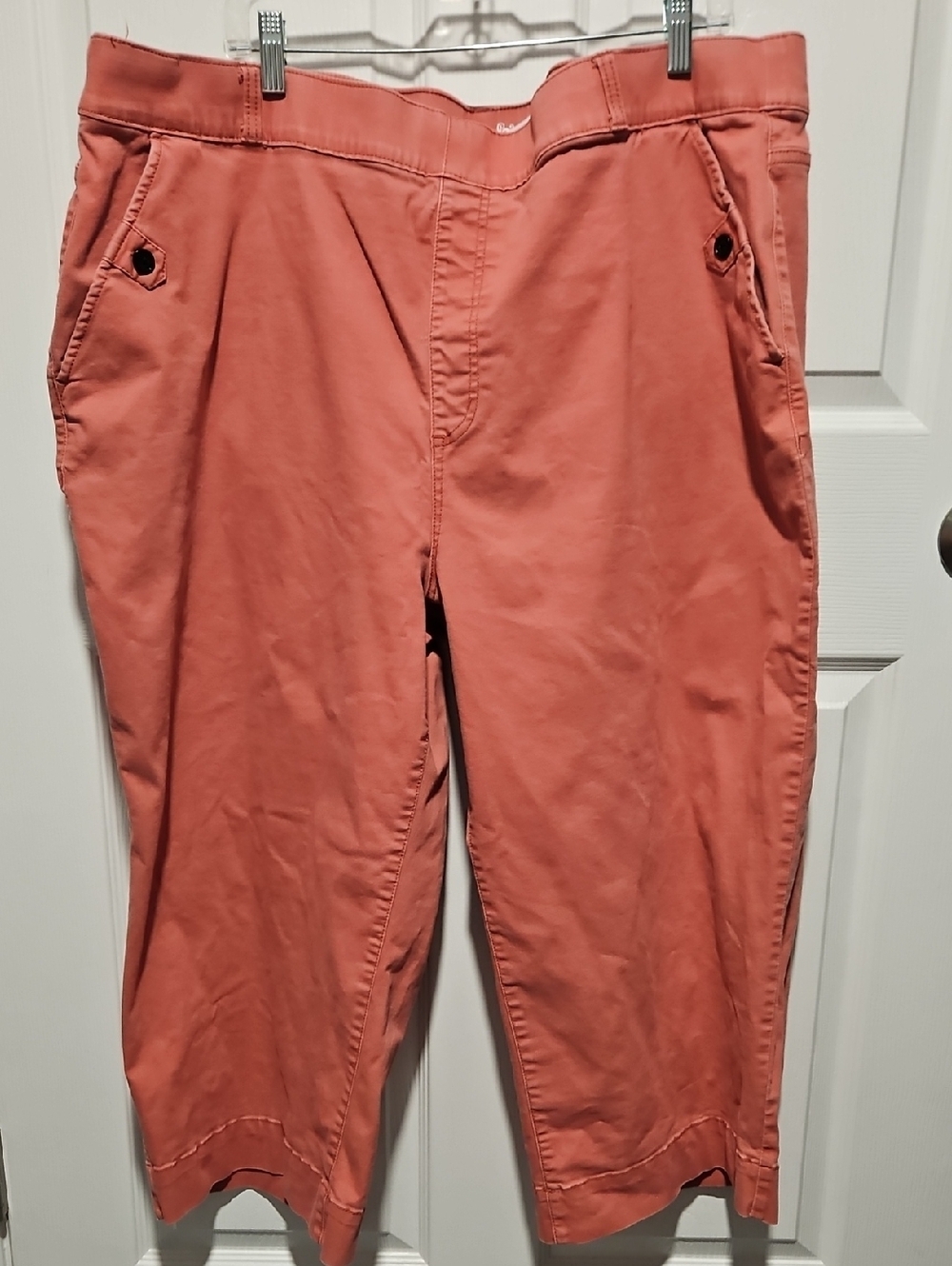 Terra & Sky 2 Pair One  Gray And One  Coral Ankle Crop Wide  Pants